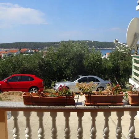 Family Friendly With A Swimming Pool Barbat, Rab - 4988