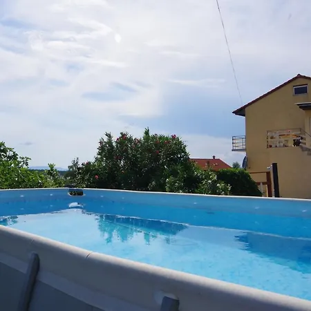 Family Friendly With A Swimming Pool Barbat, Rab - 4988 Apartment Barbat na Rabu