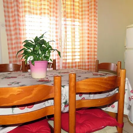 Family-friendly With Swimming Pool Barbat, Rab - 4988 公寓