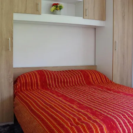 Family-friendly With Swimming Pool Barbat, Rab - 4988 * Barbat na Rabu
