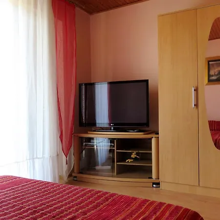 Family-friendly With Swimming Pool Barbat, Rab - 4988 * Barbat na Rabu